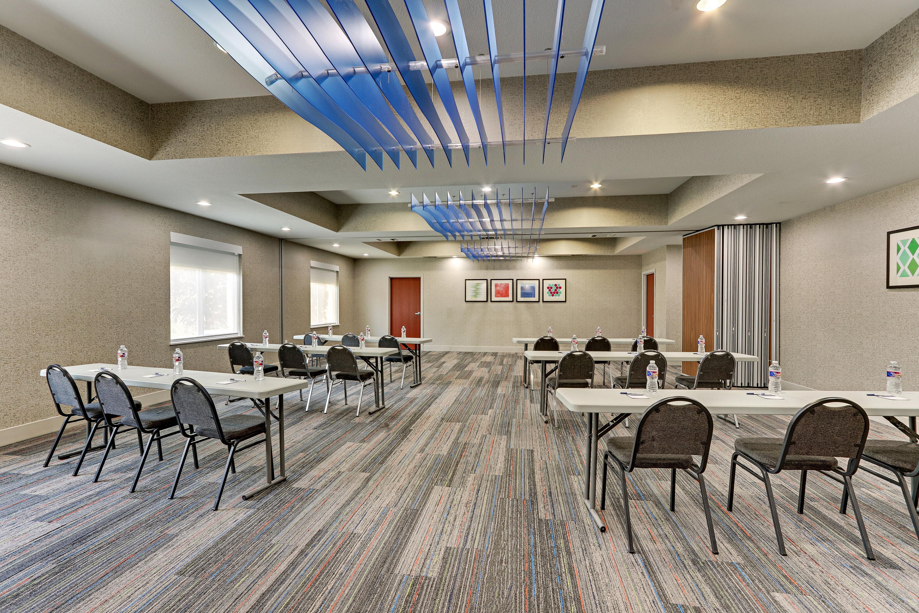 Holiday Inn Express Hotel And Suites Weatherford By Ihg Exterior foto